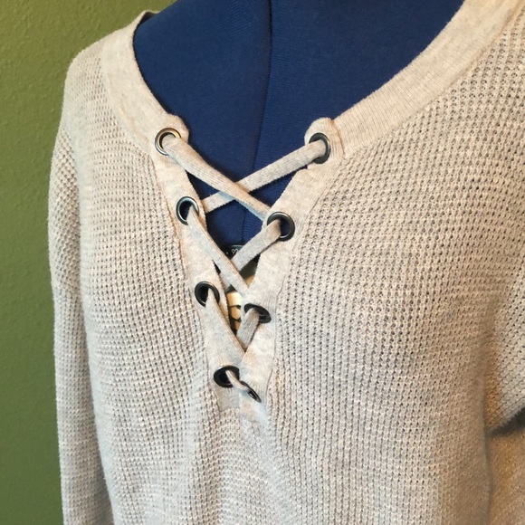 AE Light Grey waffle knit lace-up sweater - Picture 2 of 5